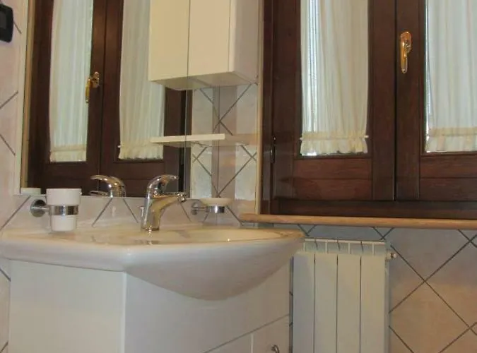 Il Melograno Lantgård Torino di Sangro